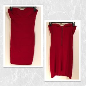 Strapless sweetheart bodycon mini dress